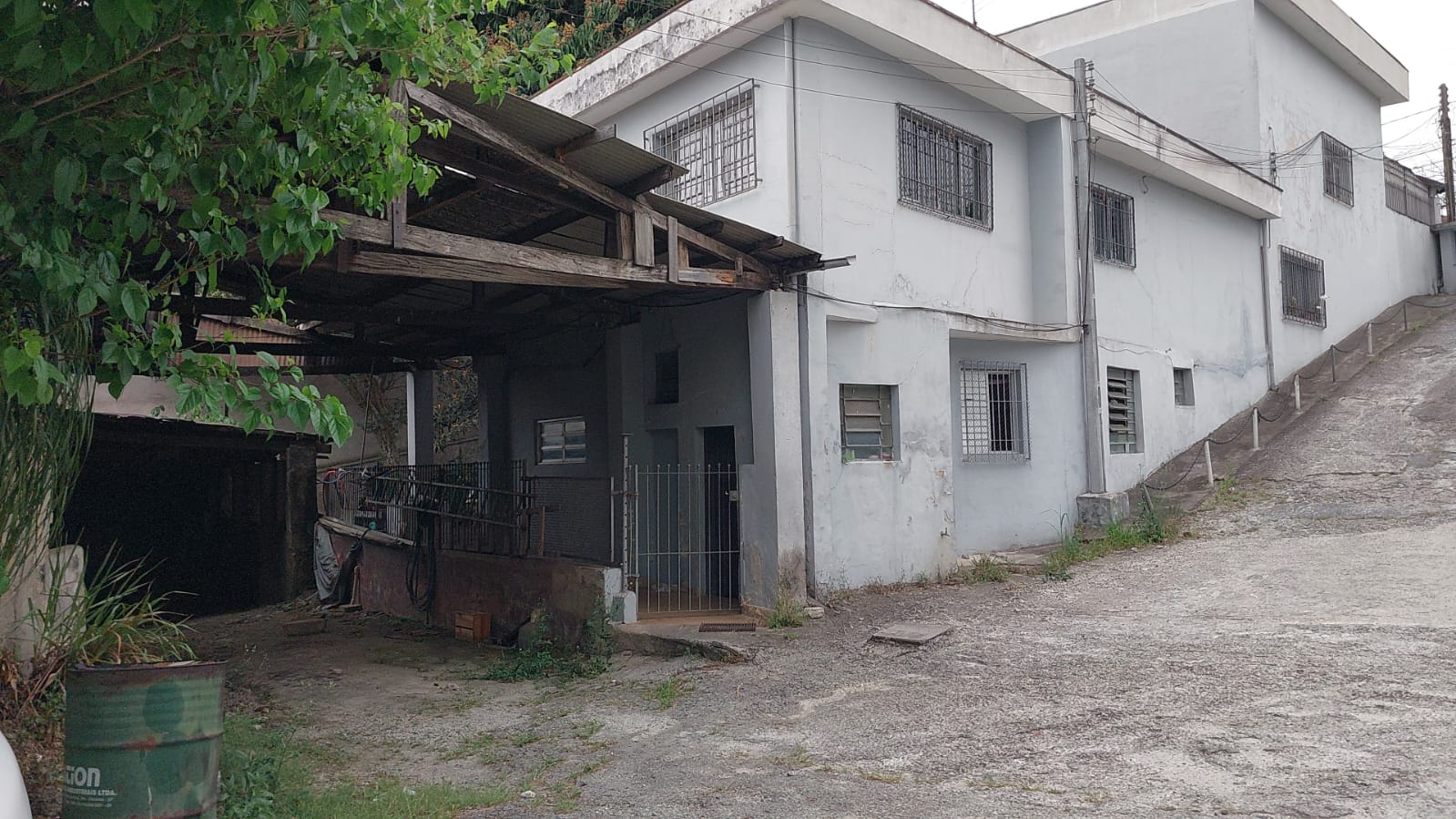 Área -  com 5 lotes