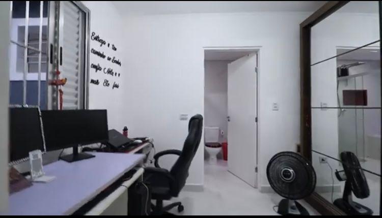 Linda casa a venda