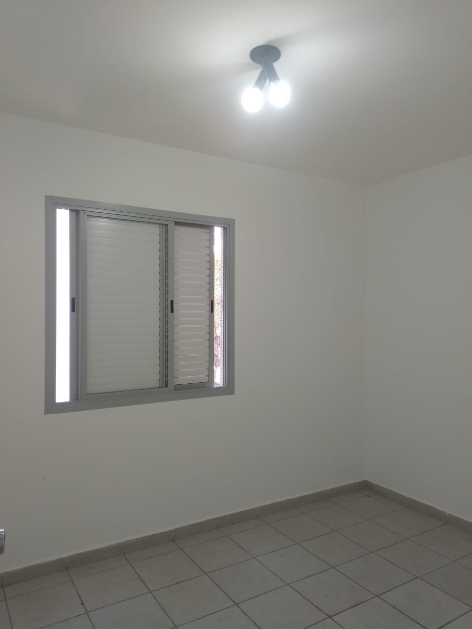 lindo Apartamento prox av cupecê 230 mil