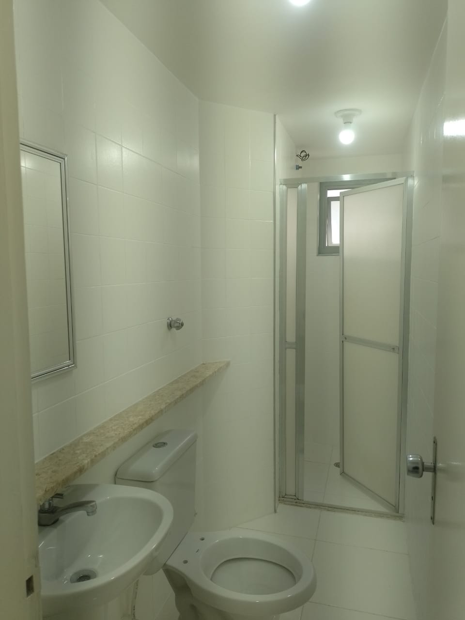lindo Apartamento prox av cupecê 230 mil