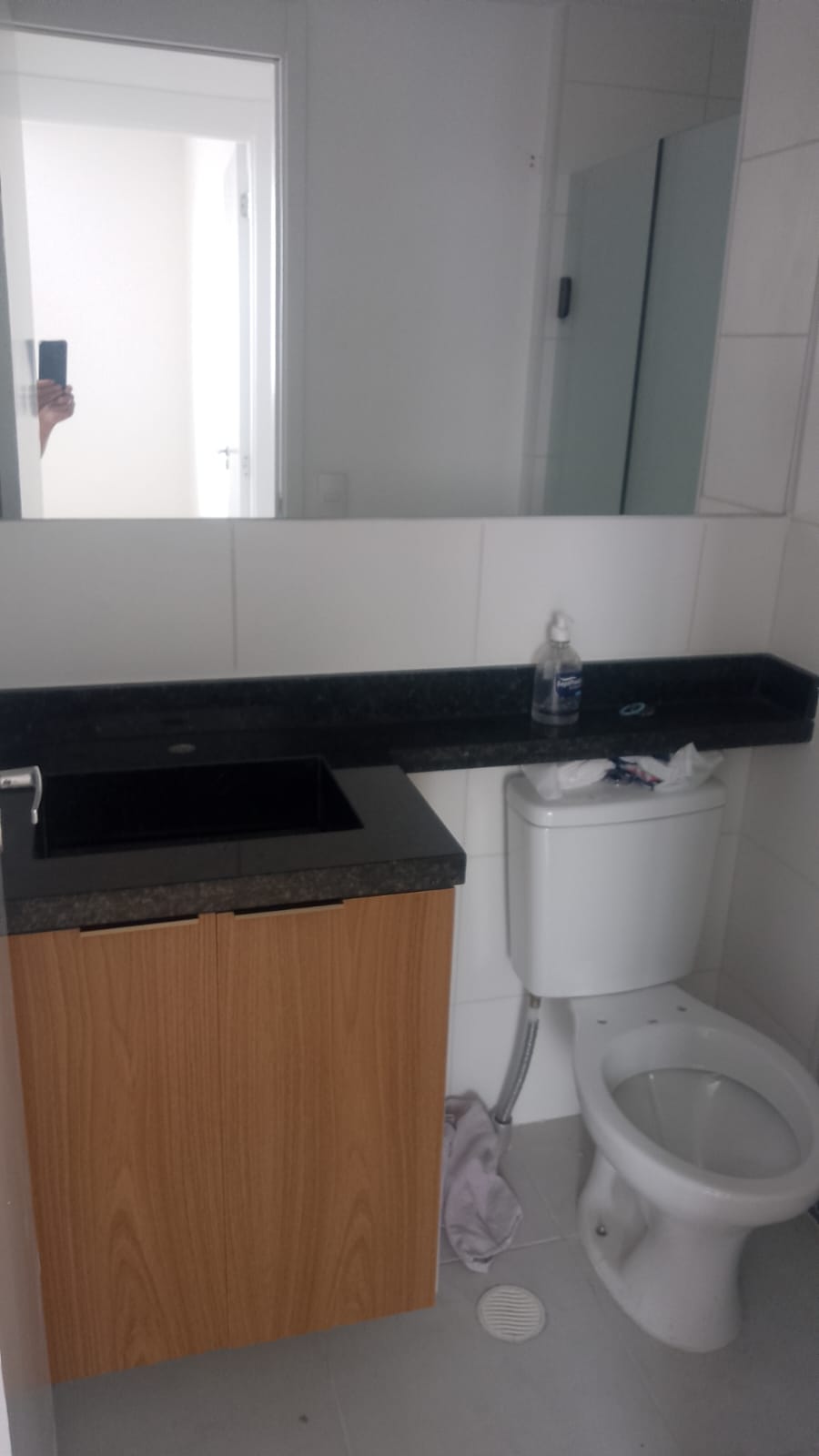 Lindo apartamento na Avenida Cupecê 410 mil