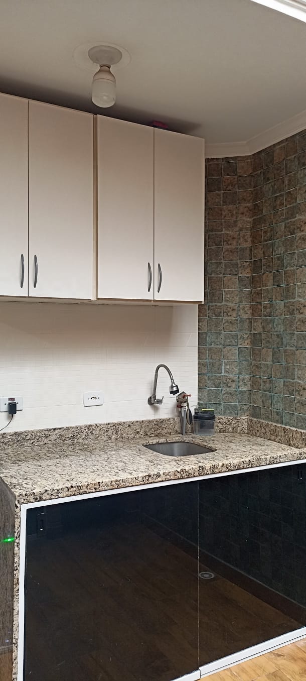 Imóvel Sofisticado com 3 Suítes, Churrasqueira e Fino Acabamento
